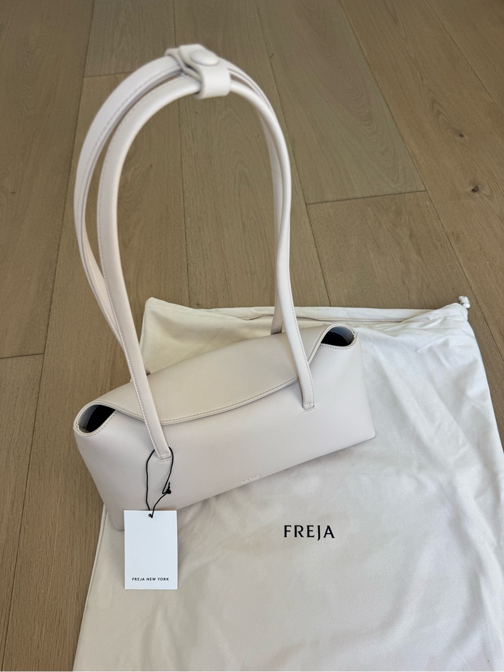 New Freja New York Chrystie Bag in Oat - Picture 15 of 16